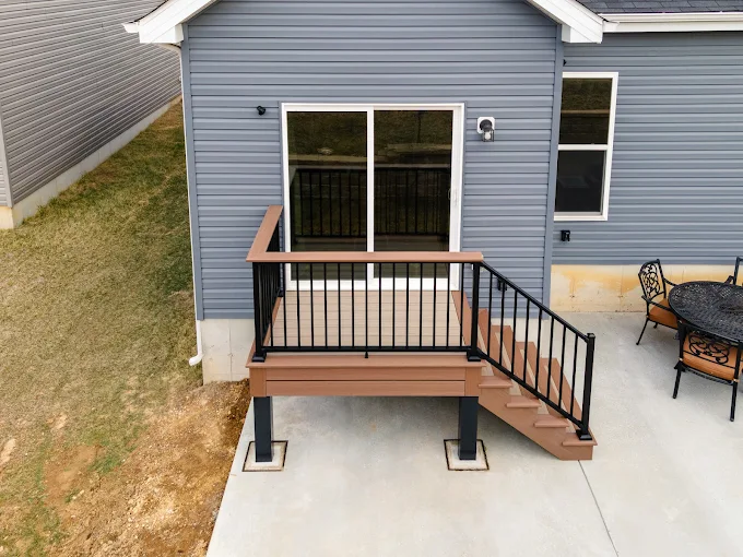 Pros and Cons of Wood vs Composite Deck Construction in Wentzville Homes